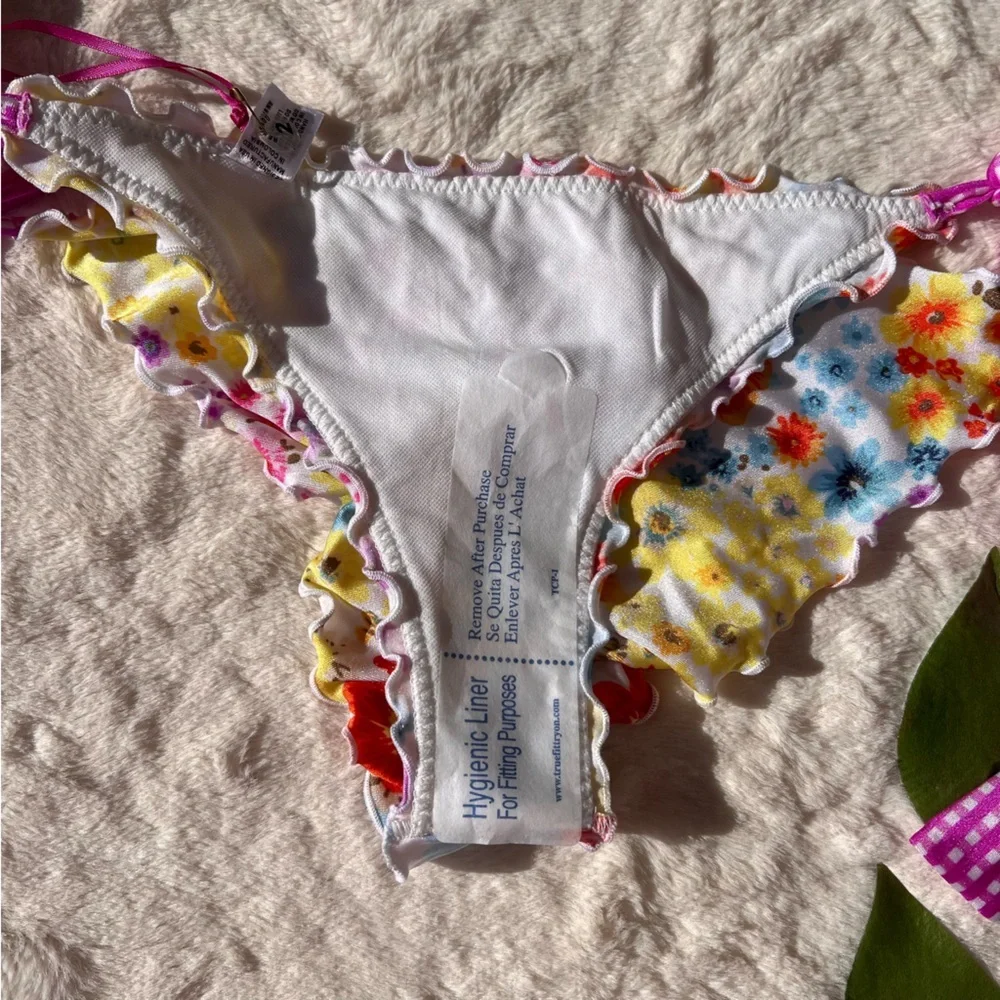 Luli Fama Cha Cha Cha Ruffle Triangle Top and Ruched Wavey Back Bikini Bottom - Picture 6 of 9